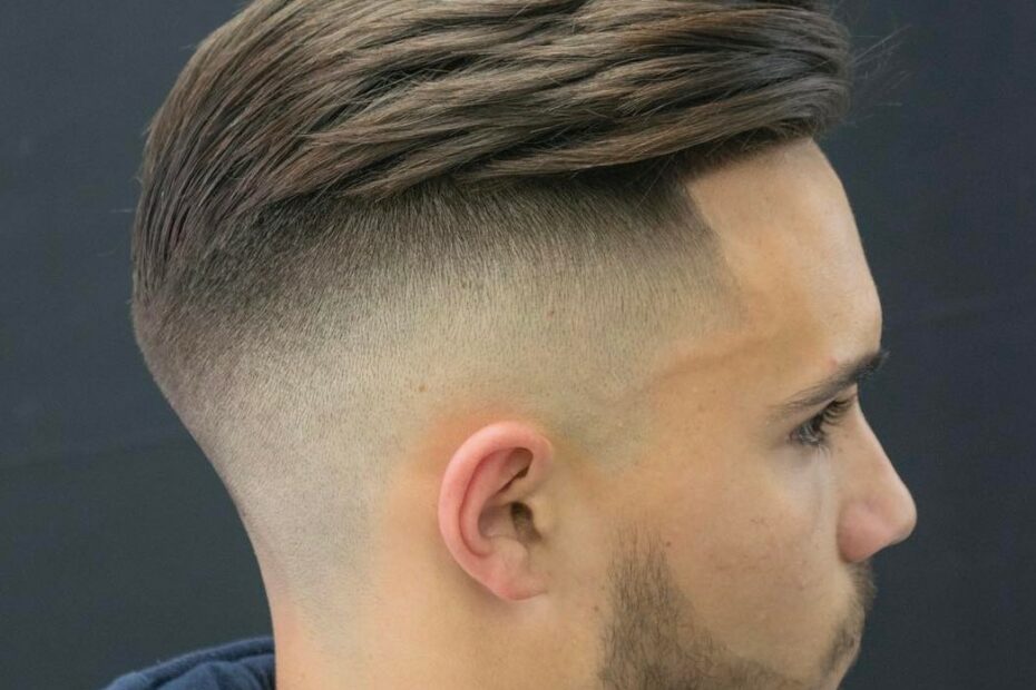 Faded Sides Long Top: Tóc Dài Đỉnh Cắt Taper Fade – Phong Cách Mới Lạ!