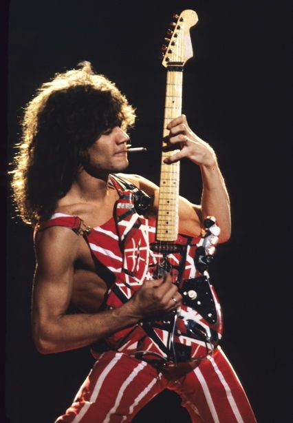 Eddie Van Halen 1982: Huyền Thoại Âm Nhạc Và Sự Đỉnh Cao Của Anh Vào Năm Đó