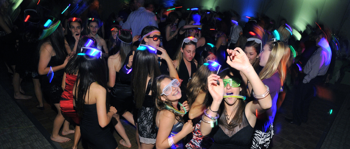 Teen Celebrations – Dream Team Entertainment & Events