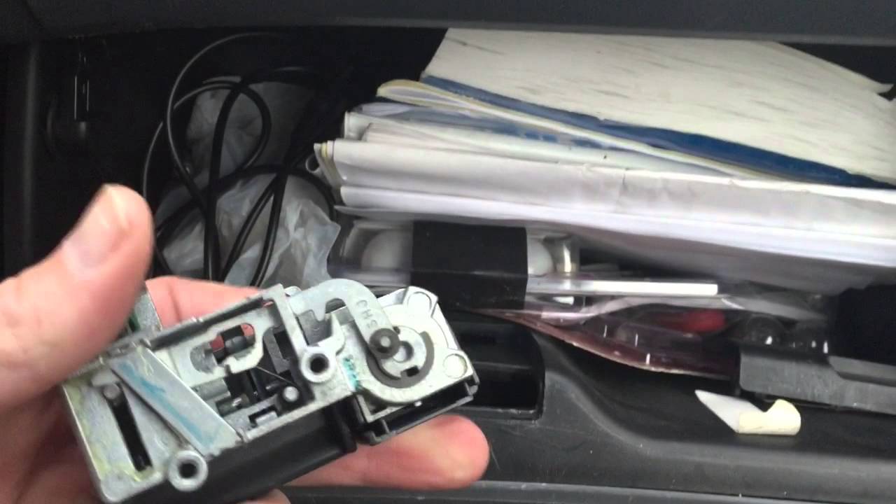How To Open Locked Glove Box Honda Odyssey
