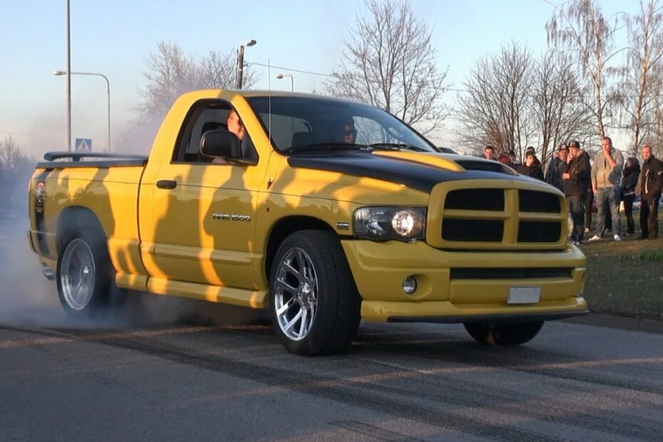 Dodge Ram Rumble Bee: Sức Mạnh Và Cuồng Nhiệt Đầy Mê Hoặc