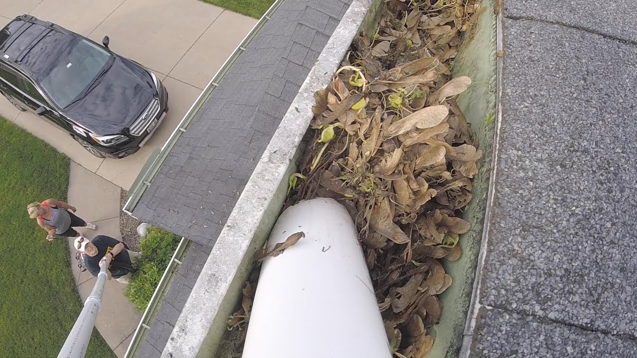 How To Clean A Gutter Machine