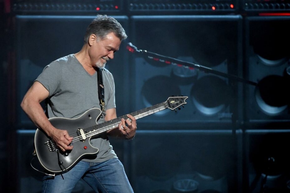 Eddie Van Halen 2015: Huyền Thoại Guitar Rock Trong Năm Đó